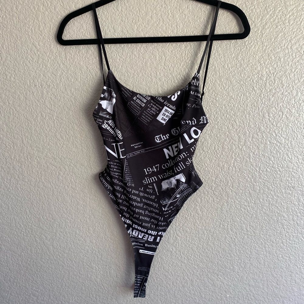 Black & White City Print Bodysuit Top – Adjustable & Strappy Back – Size S